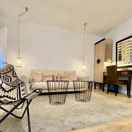 Charming La Casa De La Castellana Apartment Madrid Ngoại thất bức ảnh